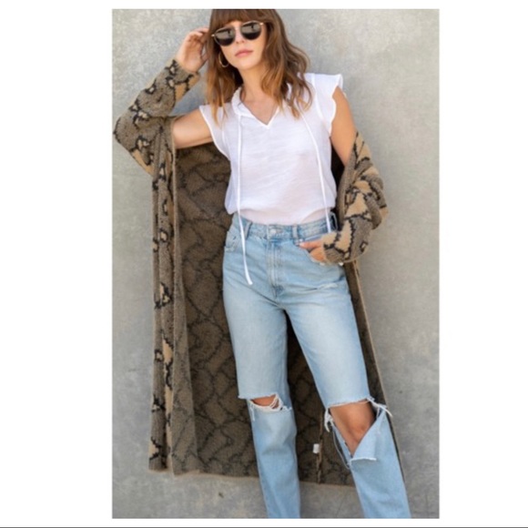 ✨RESTOCK ✨FABULOUS LONG SWEATER SNAKESKIN JACKET - Picture 5 of 8